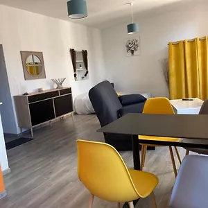 Superbe Studio 35m2 Centre Calme Et Ajouré Millau